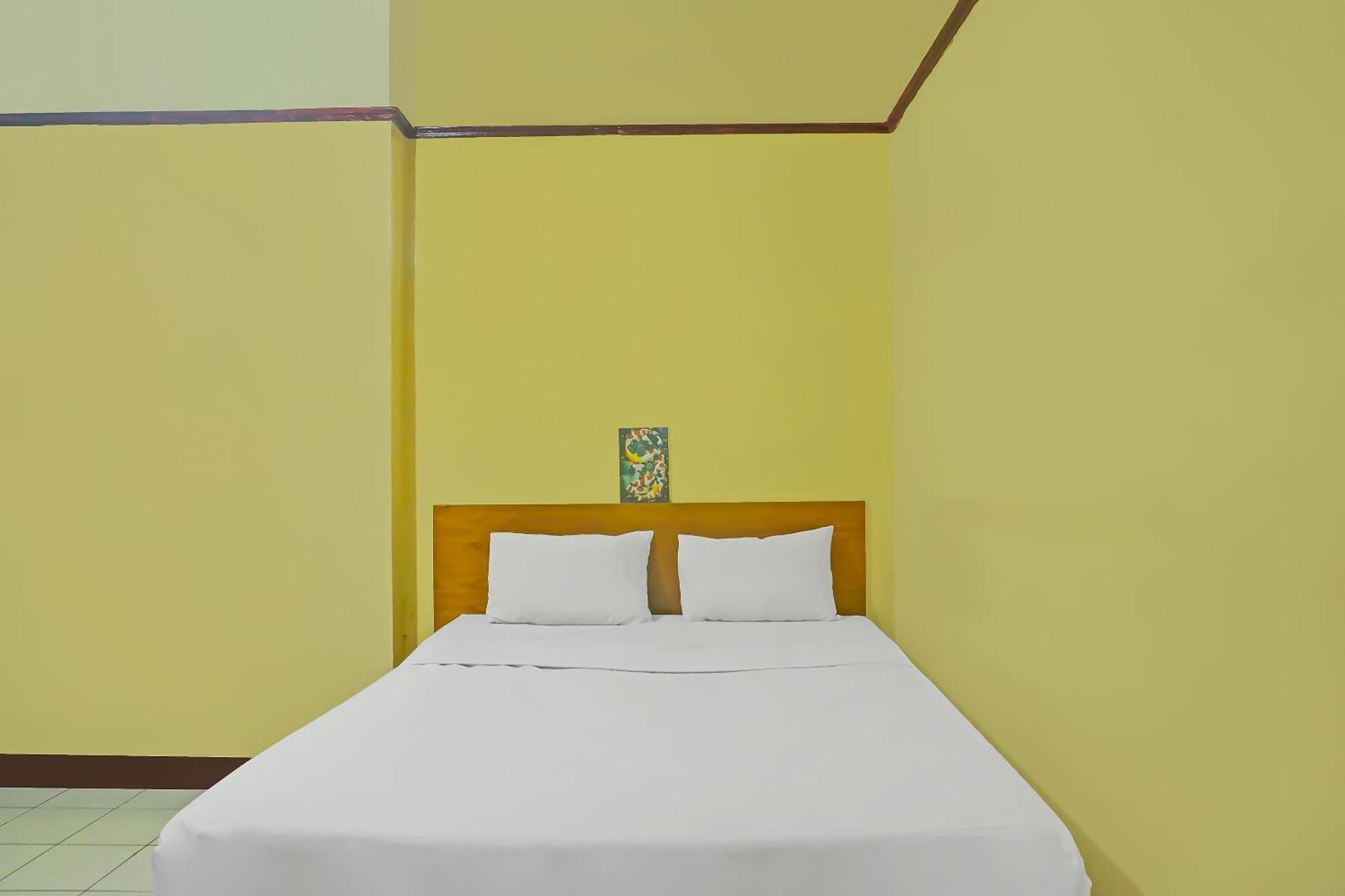Hotel Spot On 92466 Adam Kost Syariahnearwisata Jembatan Barito à Banjarmasin  Extérieur photo