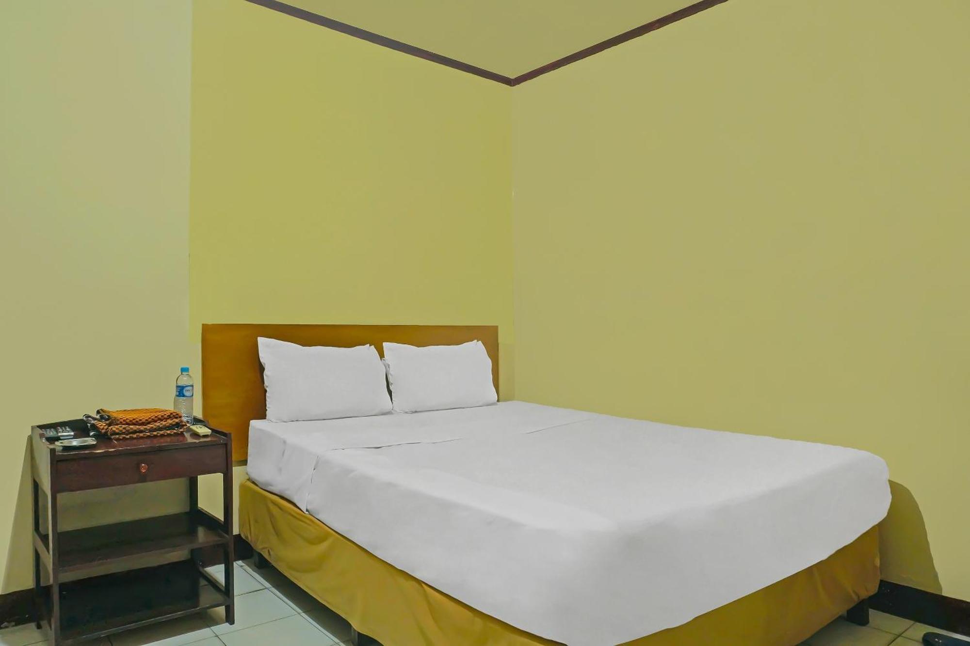Hotel Spot On 92466 Adam Kost Syariahnearwisata Jembatan Barito à Banjarmasin  Extérieur photo