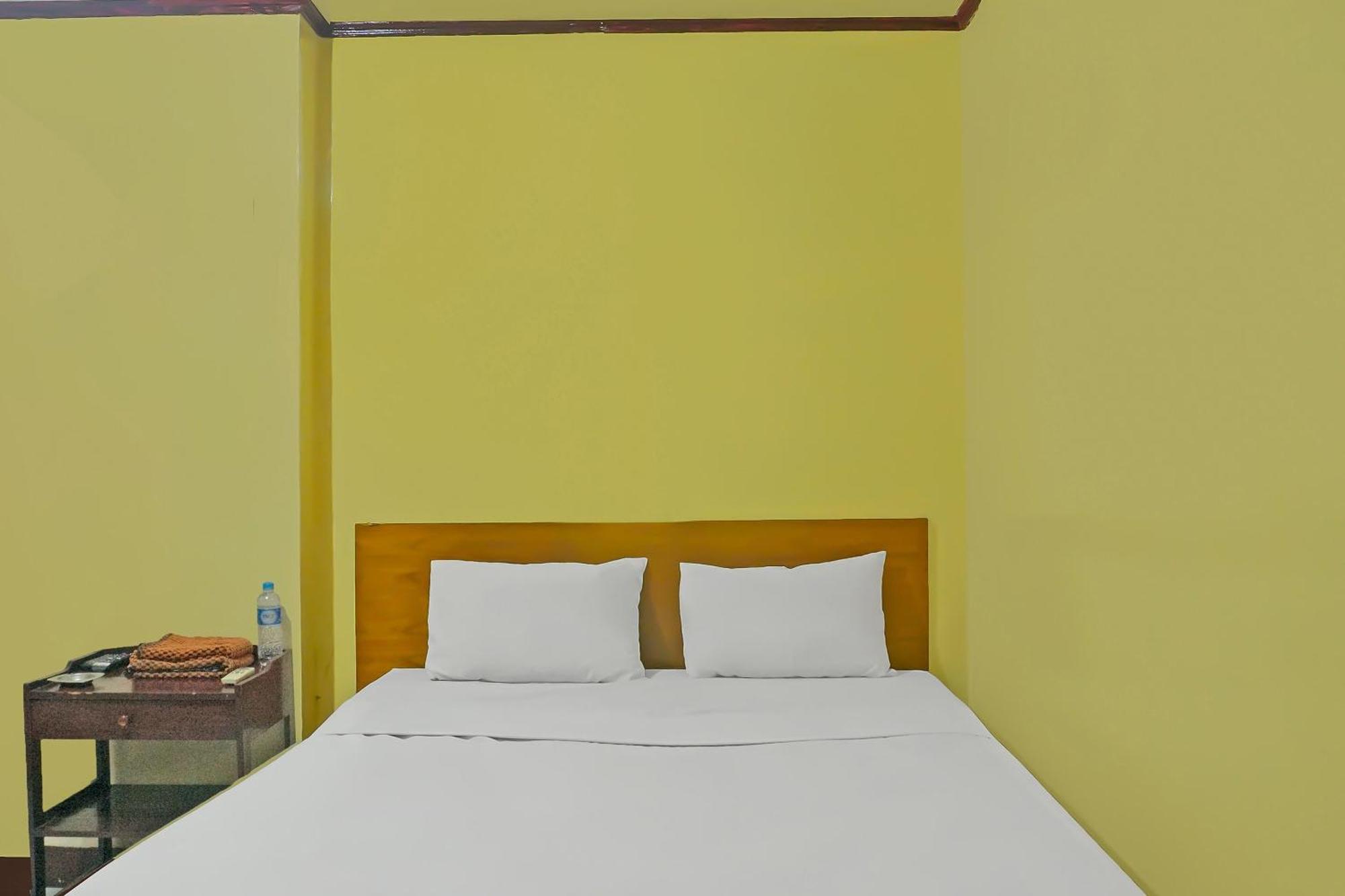 Hotel Spot On 92466 Adam Kost Syariahnearwisata Jembatan Barito à Banjarmasin  Extérieur photo