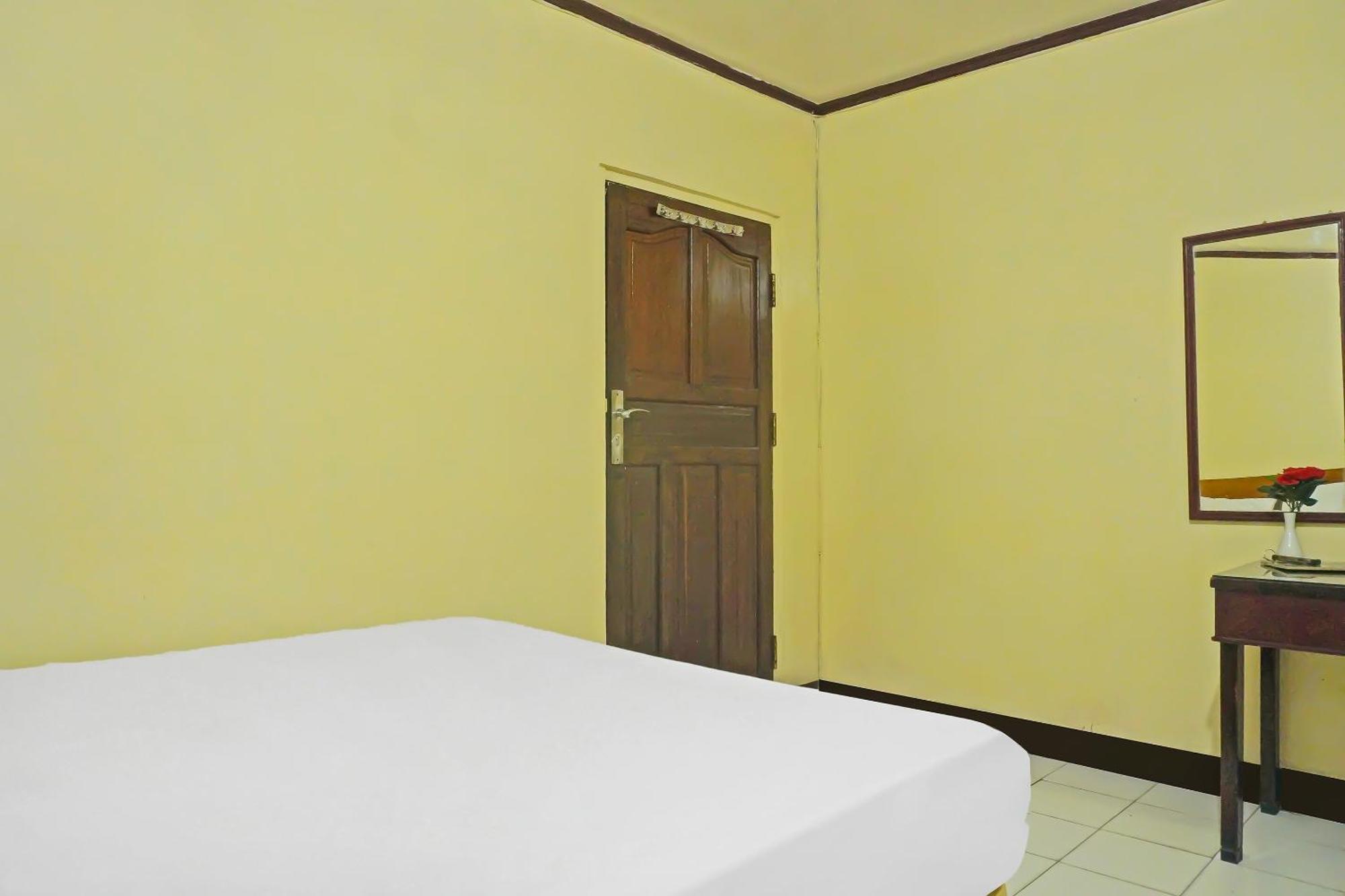 Hotel Spot On 92466 Adam Kost Syariahnearwisata Jembatan Barito à Banjarmasin  Extérieur photo